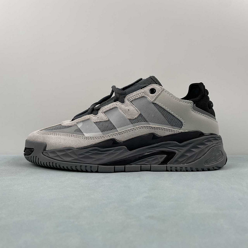 X  Adidas Niteball  S24147  36-45